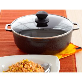 2Qt/4.4Qt. Black Stone Caldero w/Spec